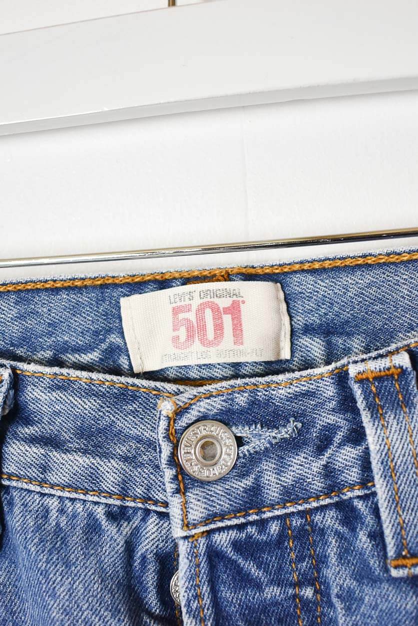 Blue Levi's Jeans - W32 L30