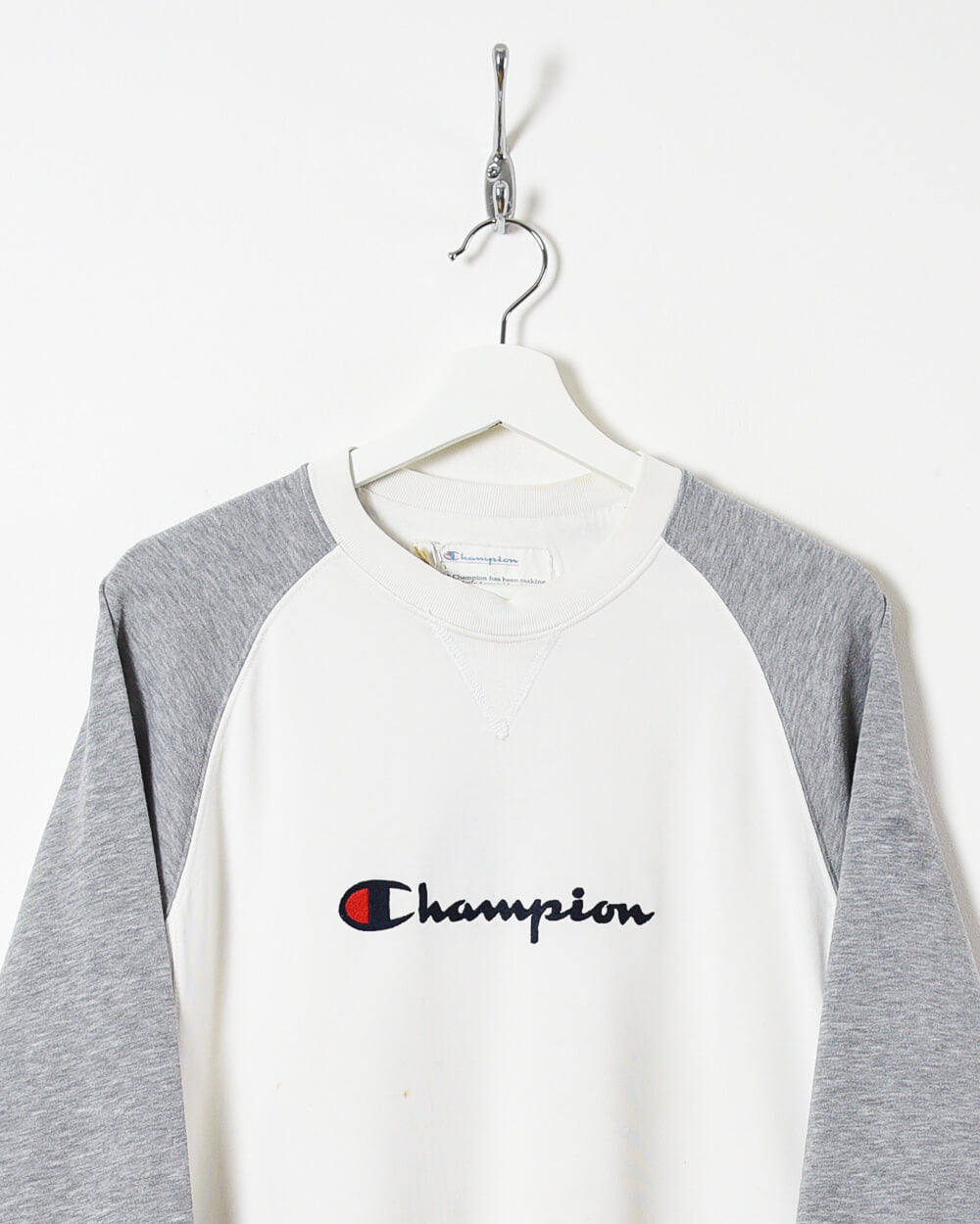 White Champion Sweatshirt - Medium