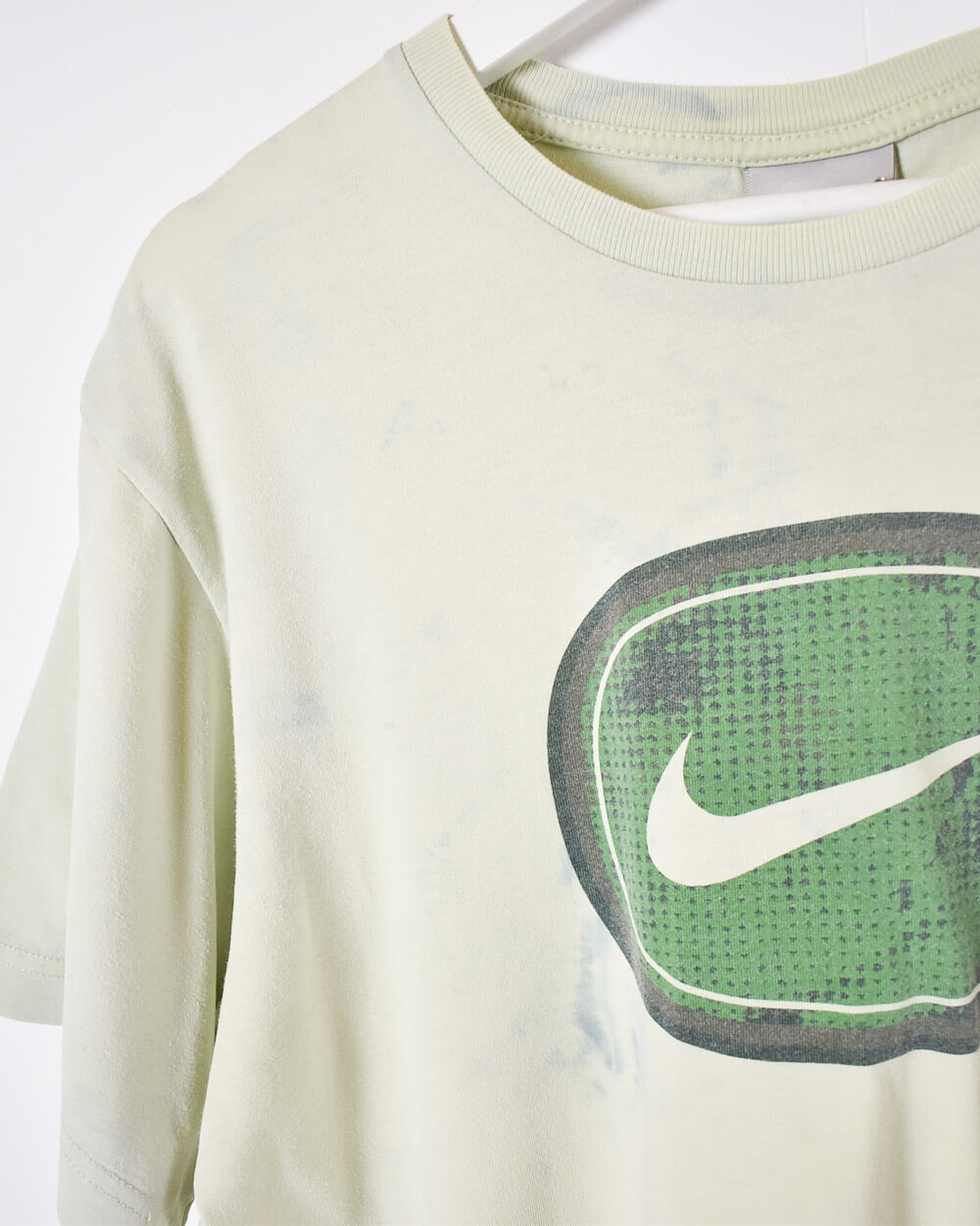 Neutral Nike T-Shirt - Large