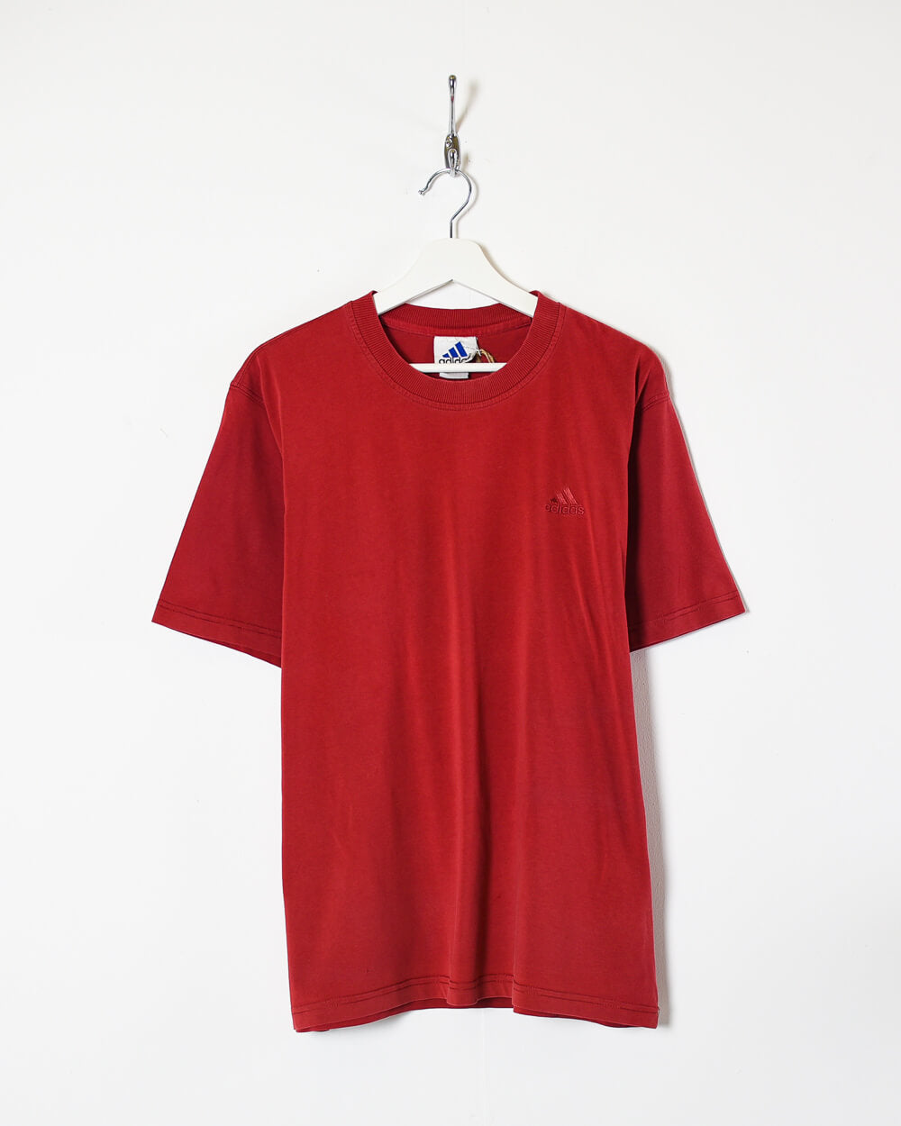 T-shirt Adidas Red size M International in Polyester - 25969002