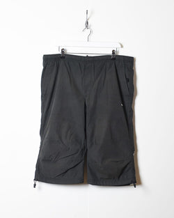 Black Nike 3/4 Length Mesh Shorts - Large