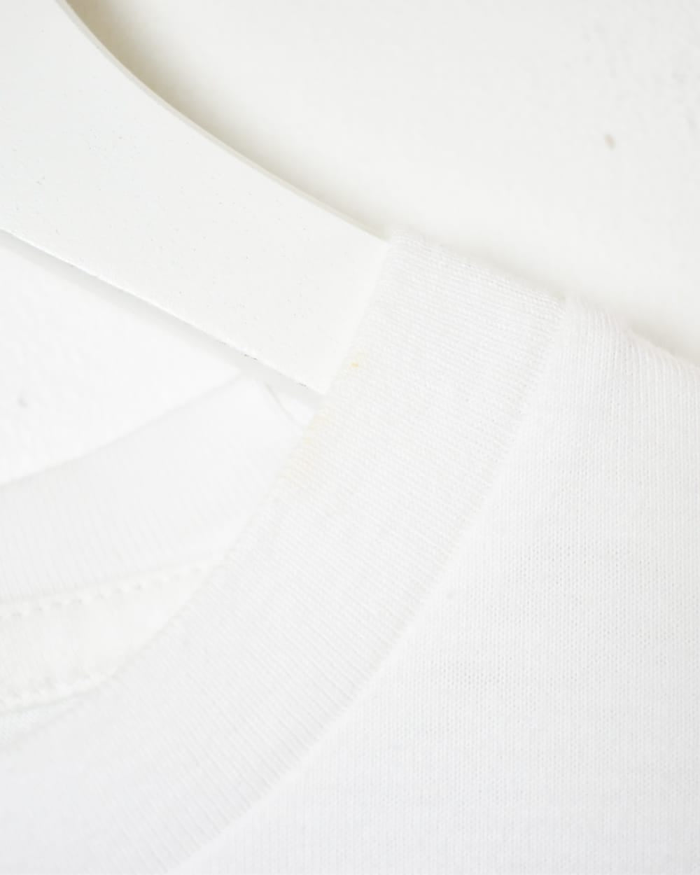 White Nike T-Shirt - Medium