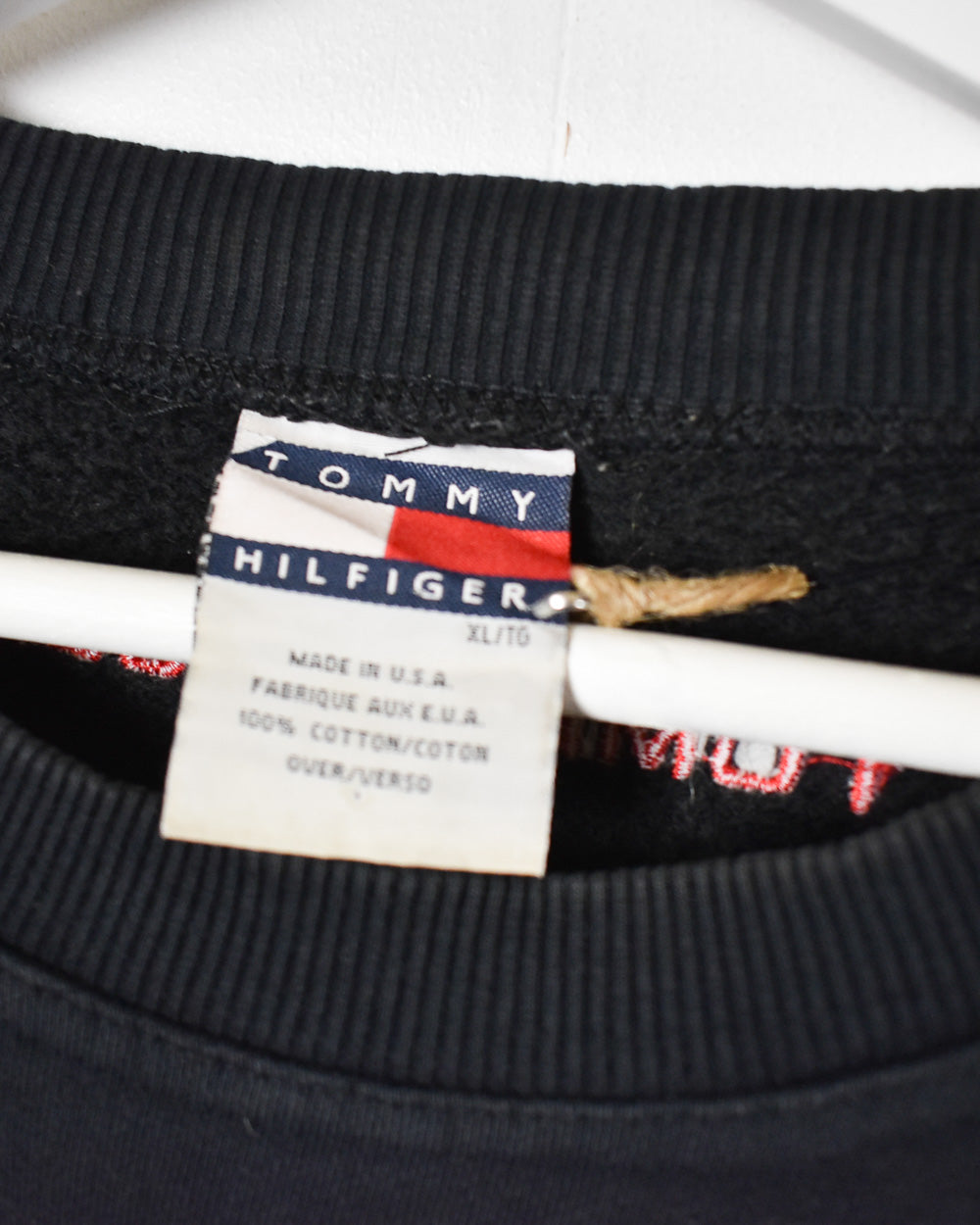 Black Tommy Hilfiger Sweatshirt - Large
