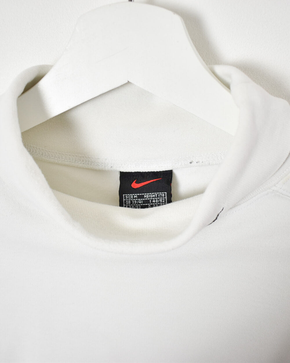 White Nike Turtle Neck Sweatshirt - Medium