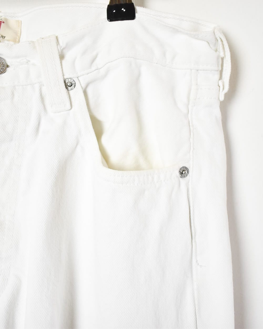 White Levi's 501 Jeans - W32 L32