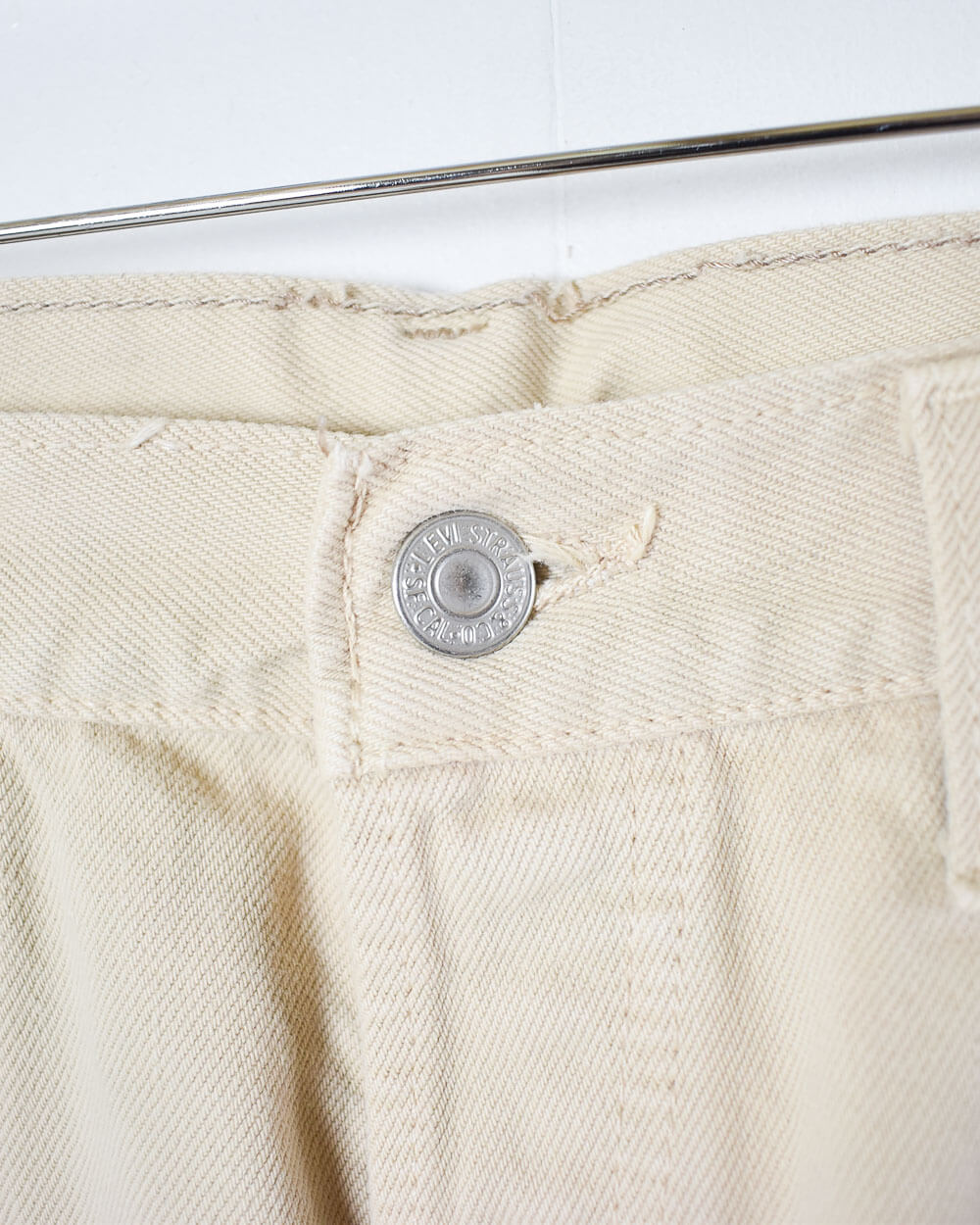Neutral Levi's Jeans - W34 L32