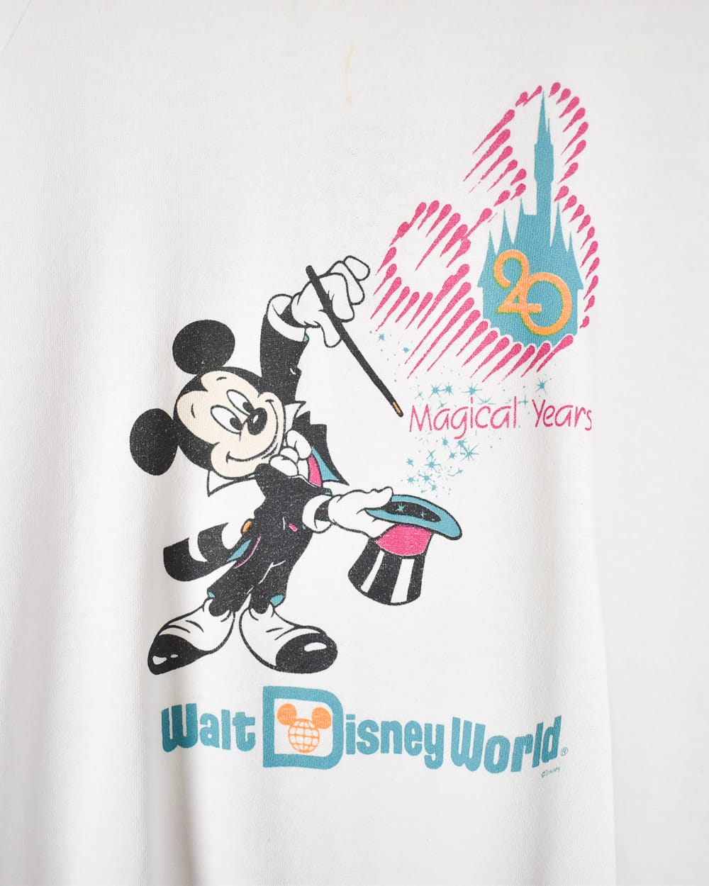 White Walt Disney World 20 Magical Years Graphic Sweatshirt - Small