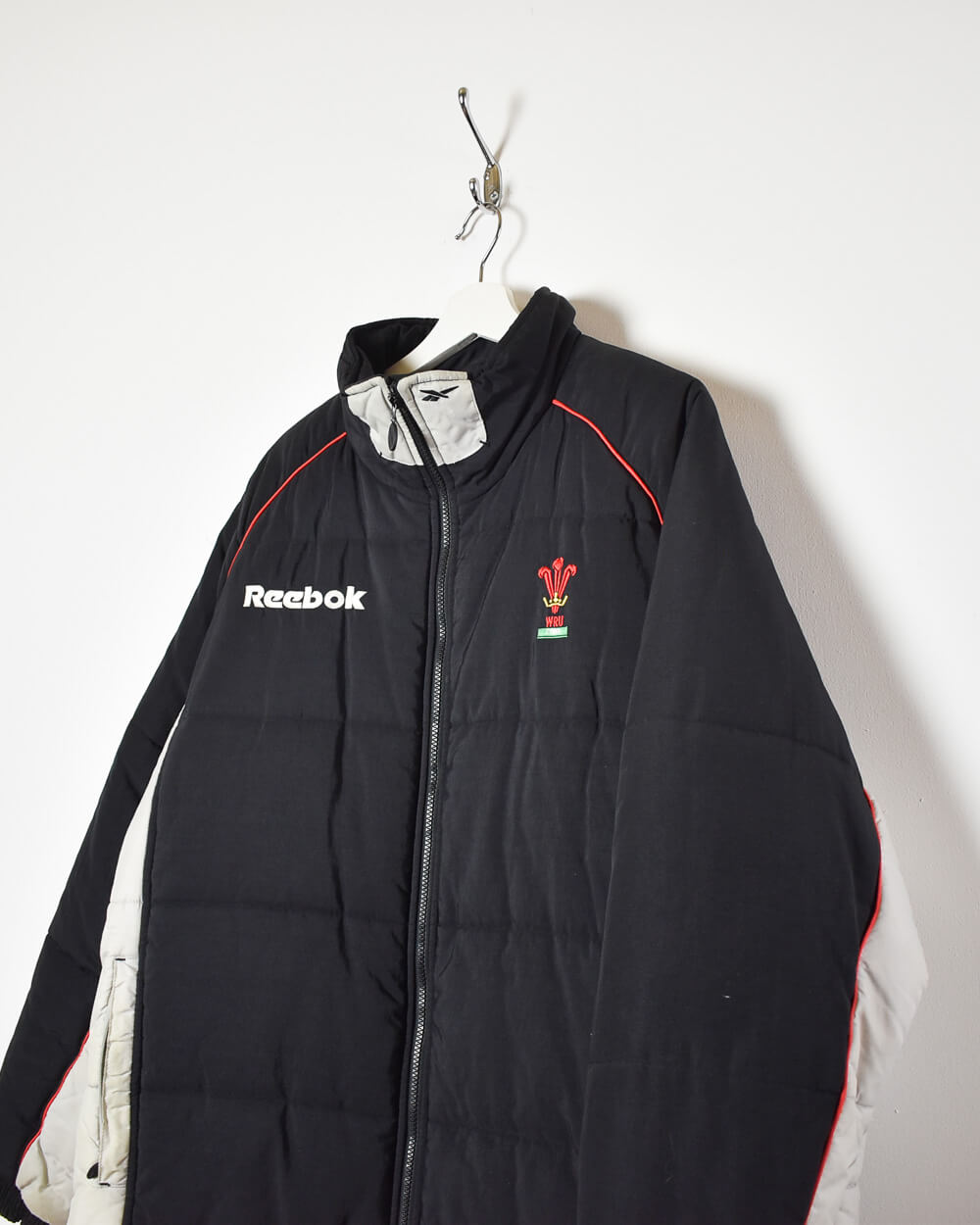 Black Reebok Welsh Rugby Union Puffer Jacket - Large