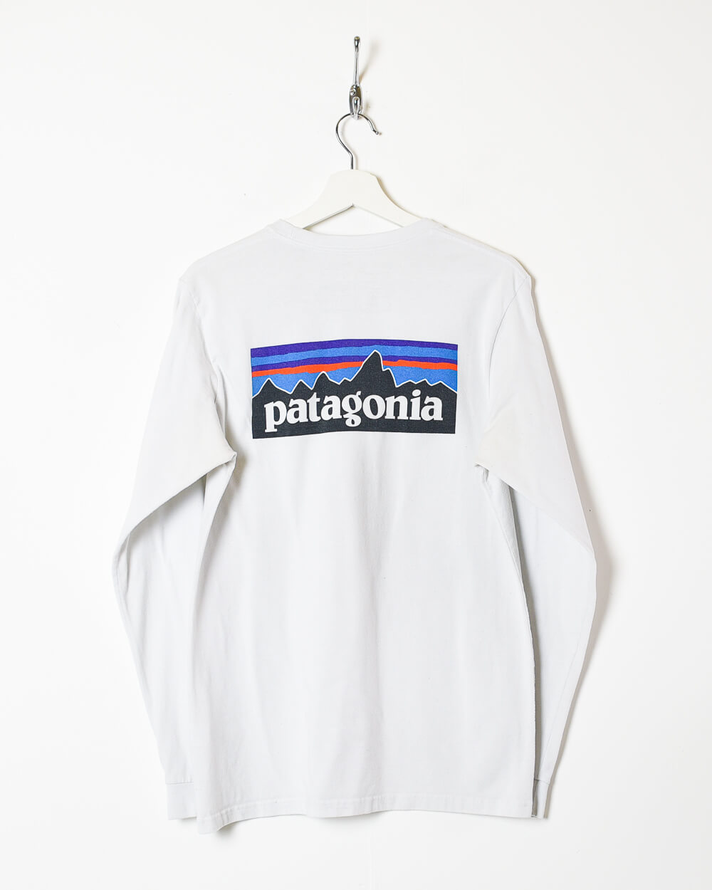 White Patagonia Long Sleeved T-Shirt - Medium