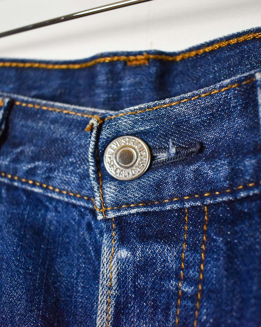 Navy Levi's 501 Jeans - W32 L34