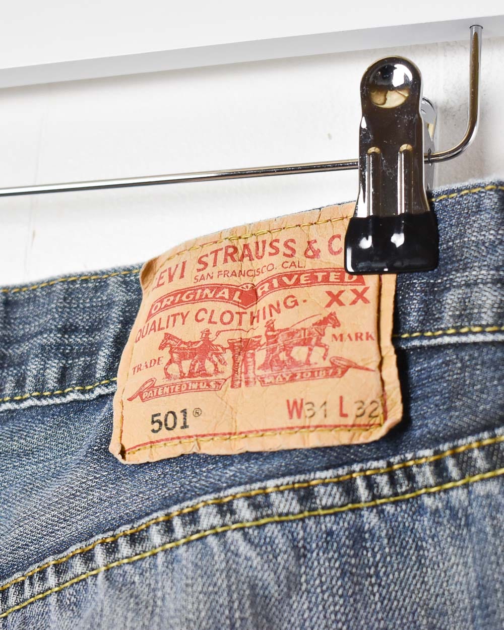 Navy Levi's 501 Jeans - W31 L31