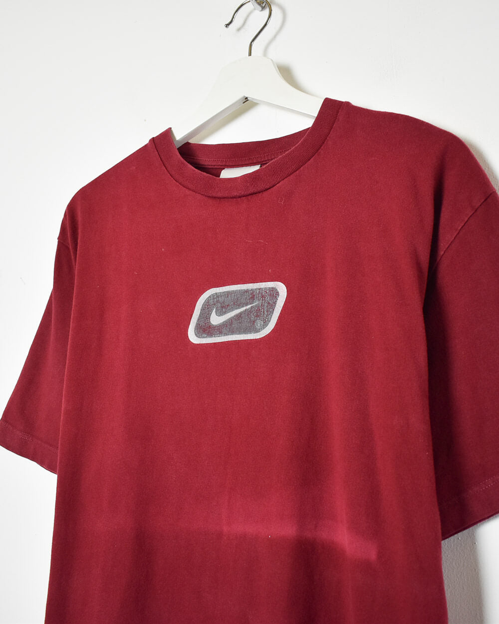 Maroon Nike T-Shirt - Large