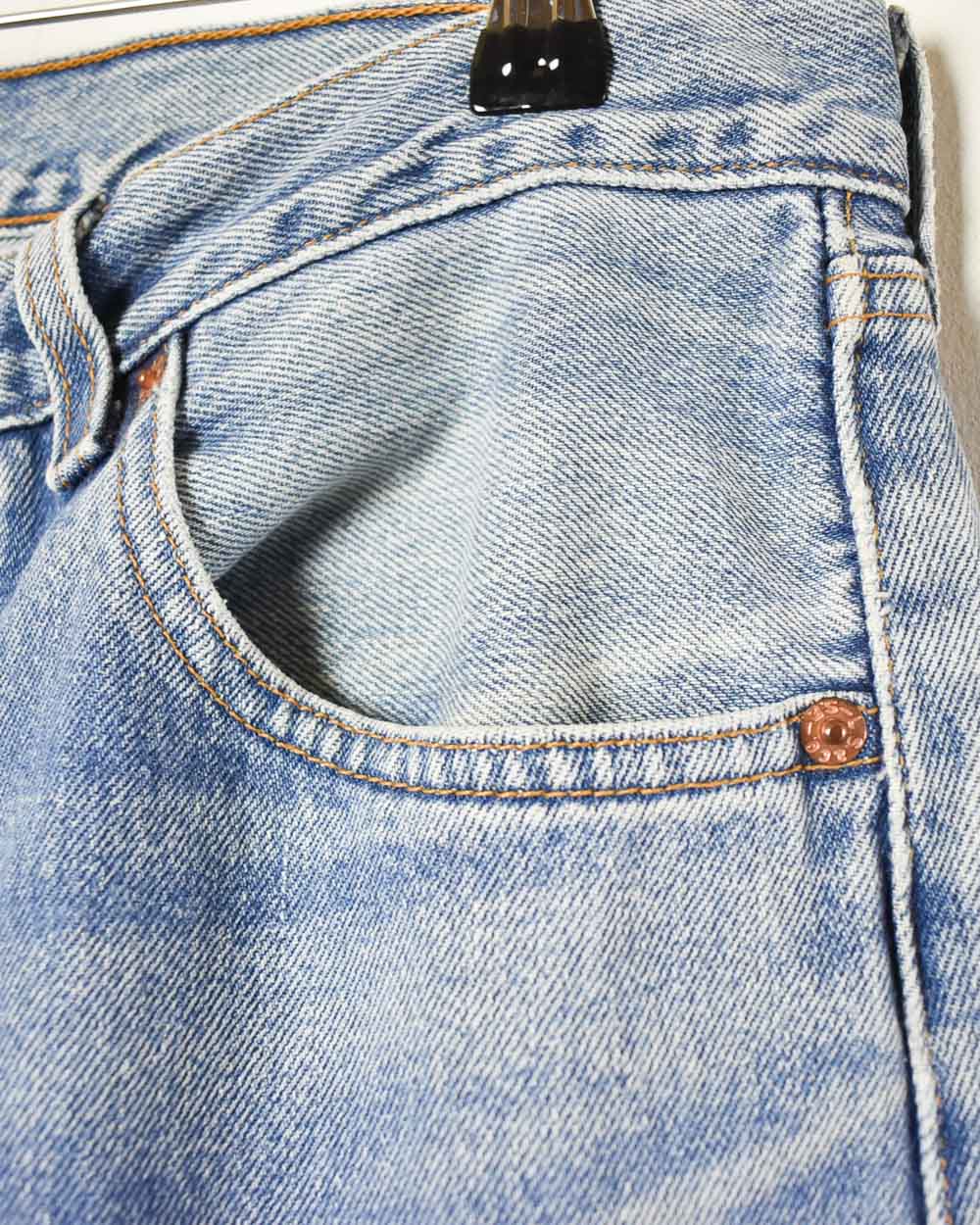 Blue Levi's 501 Jeans - W32 L32