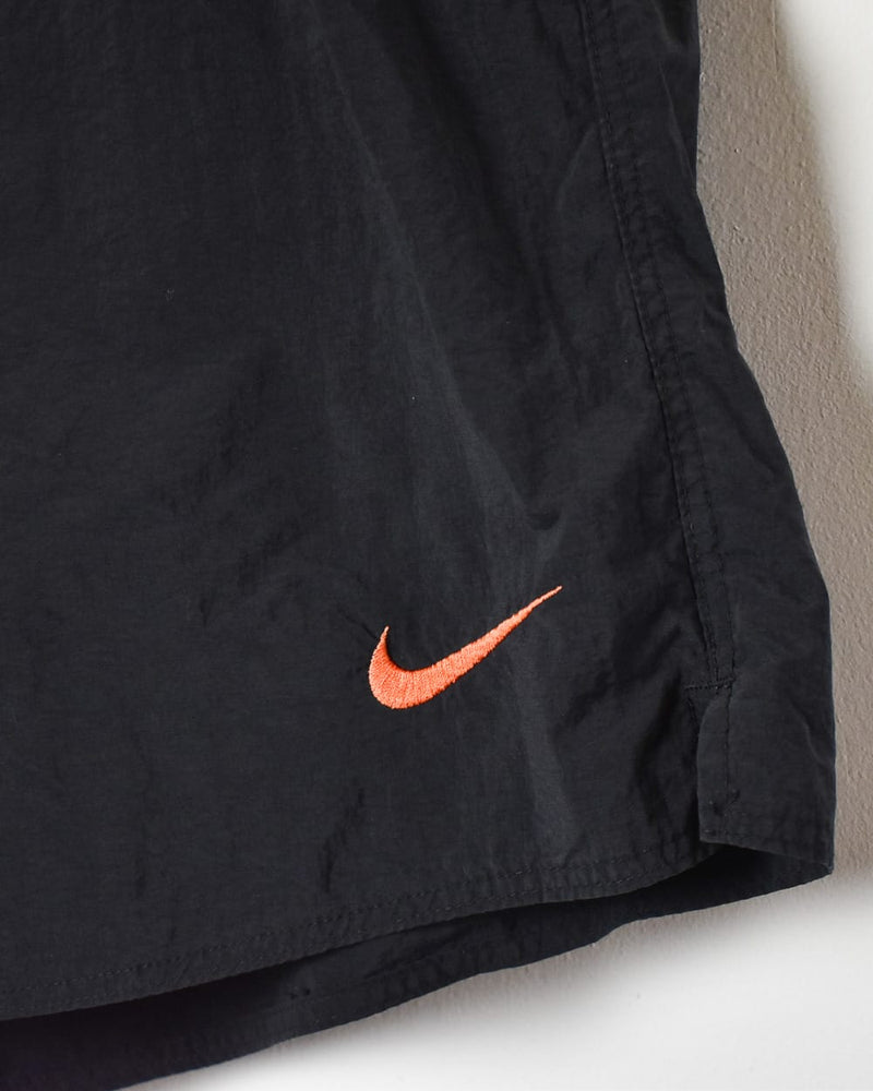 Black Nike Mesh Shorts - X-Large