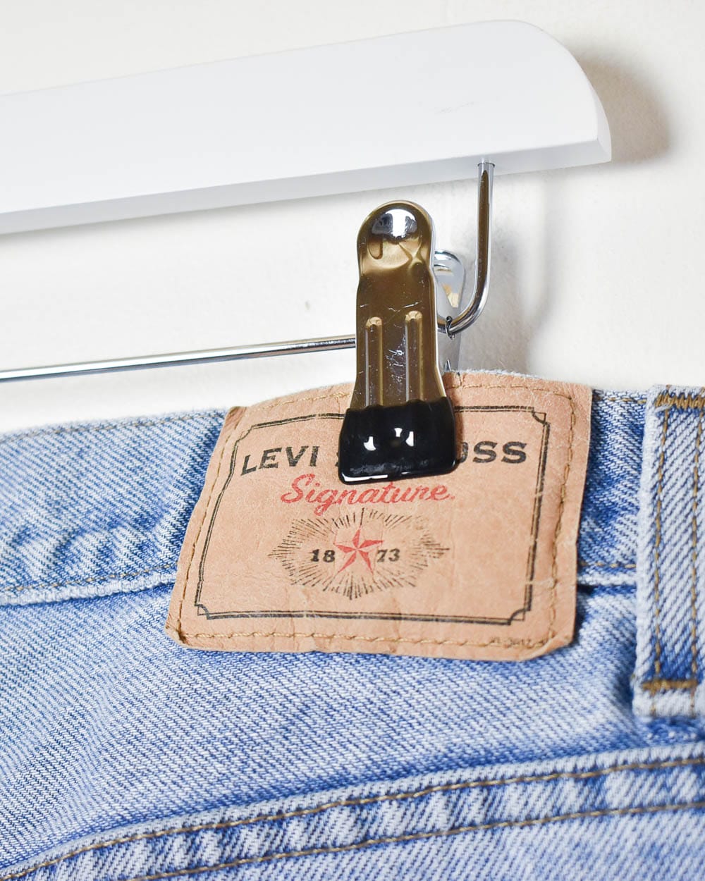 BabyBlue Levi's 501 Jeans - W34 L35