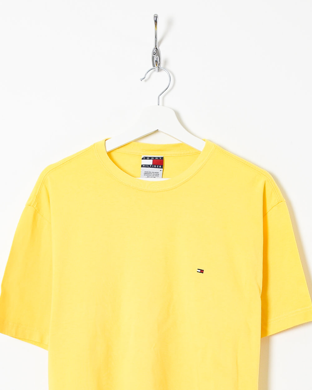 Yellow Tommy Hilfiger T-Shirt - Medium