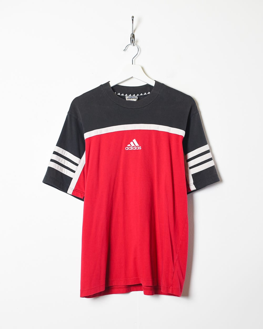 Red Adidas T-Shirt - Medium