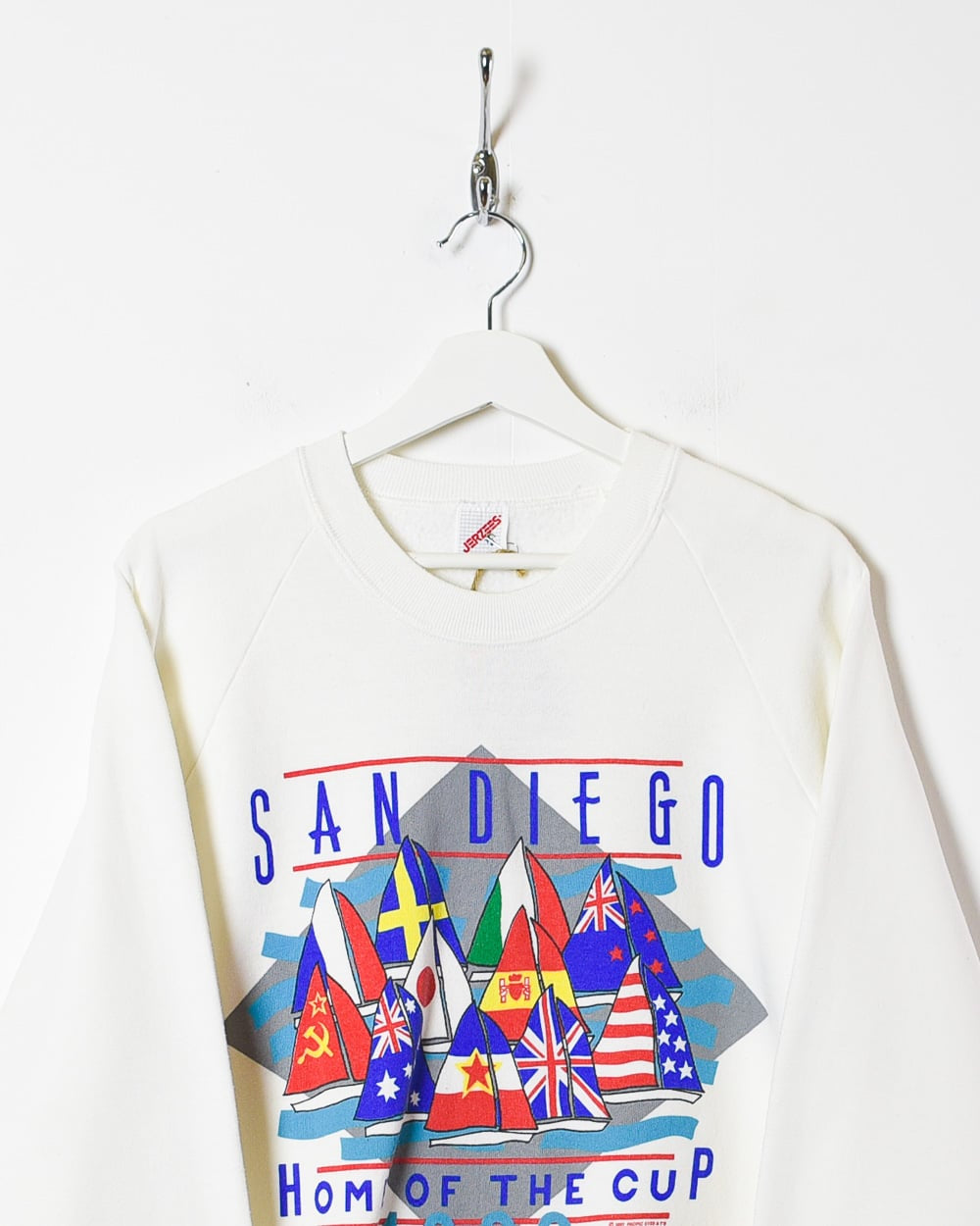 White San Diego Sailing Home Of The Cup 1992 Graphic Sweatshirt - Medium