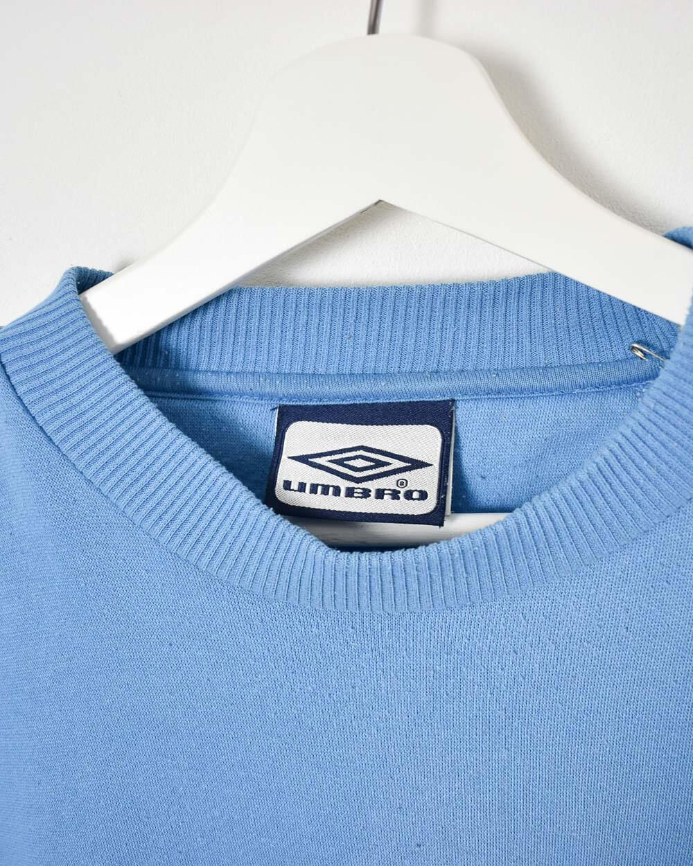 Umbro Sweatshirt - Medium - Domno Vintage 90s, 80s, 00s Retro and Vintage Clothing 