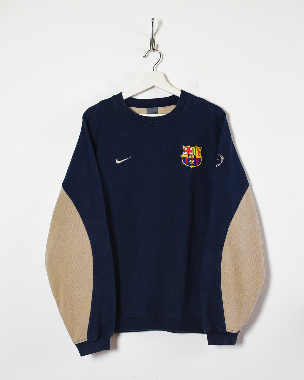 Vintage 00s Red Nike FC Barcelona Warm Up Sweatshirt Large Cotton Domno Vintage