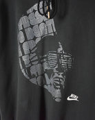 Black Nike Graphic Hoodie - Medium