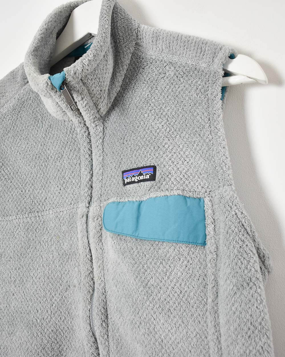 Vintage 00s Polyester Colour-Block Stone Patagonia Women's Zip-Through  Fleece Body Warmer - Large – Domno Vintage