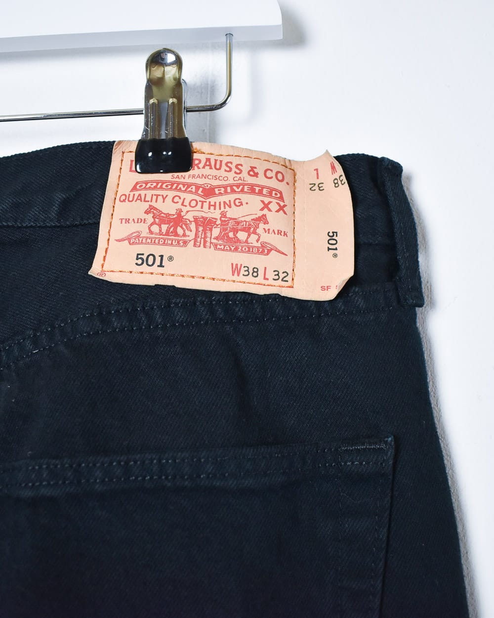 Black Levi's 501 Jeans - W38 L32