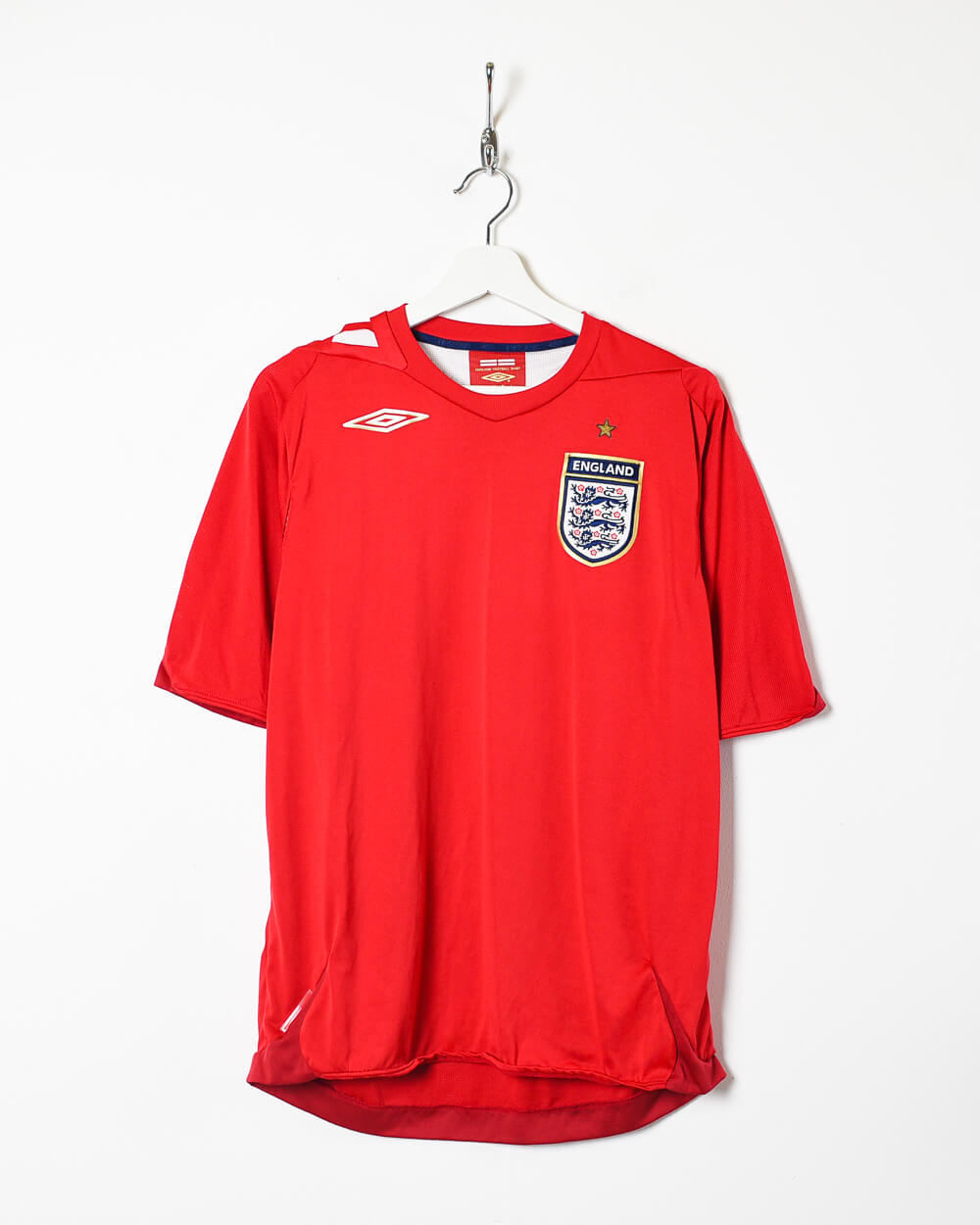 Red Umbro 2006/07 England Away Shirt - Medium