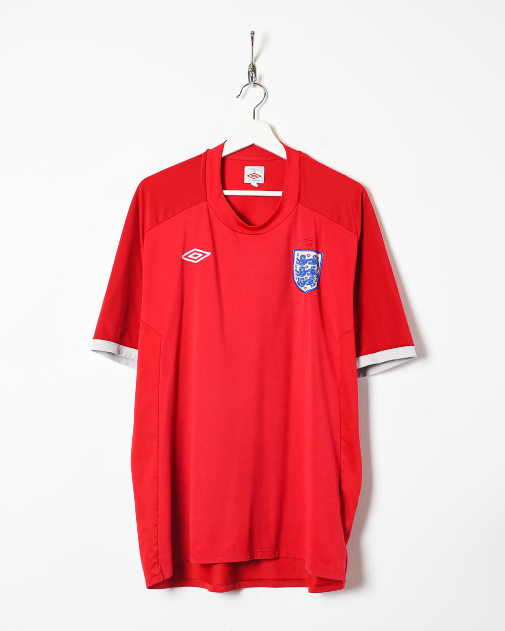 Red Umbro 2010/11 England Away Shirt - Large