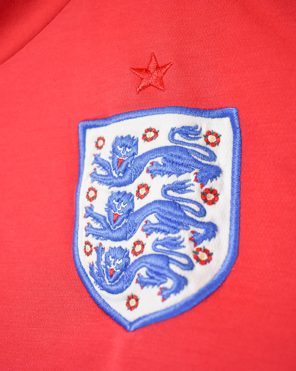 Red Umbro 2010/11 England Away Shirt - Large
