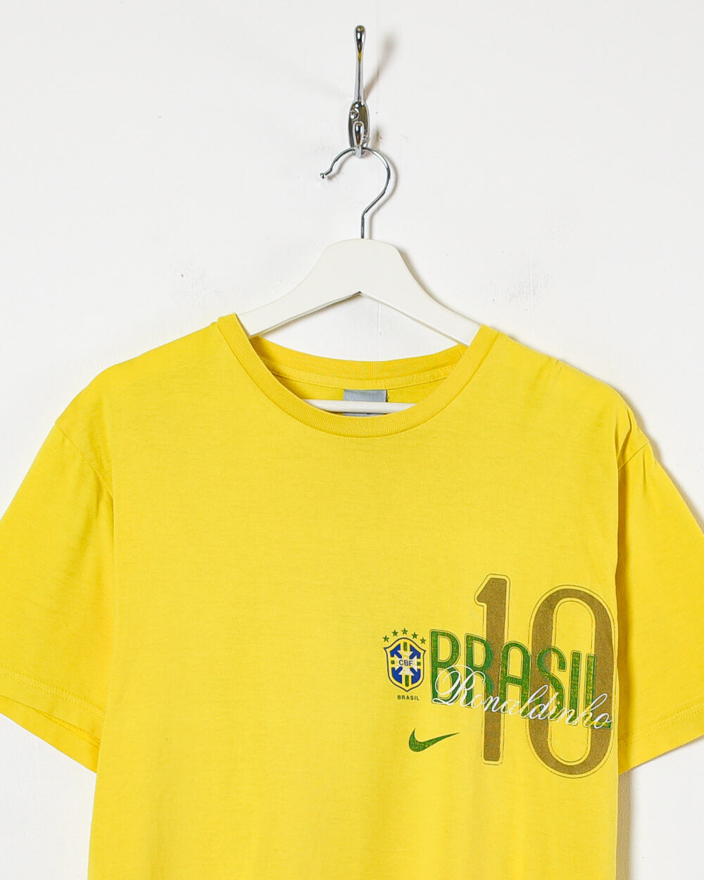 Vintage 00s Yellow Nike Brazil Ronaldinho 10 T-Shirt - Medium