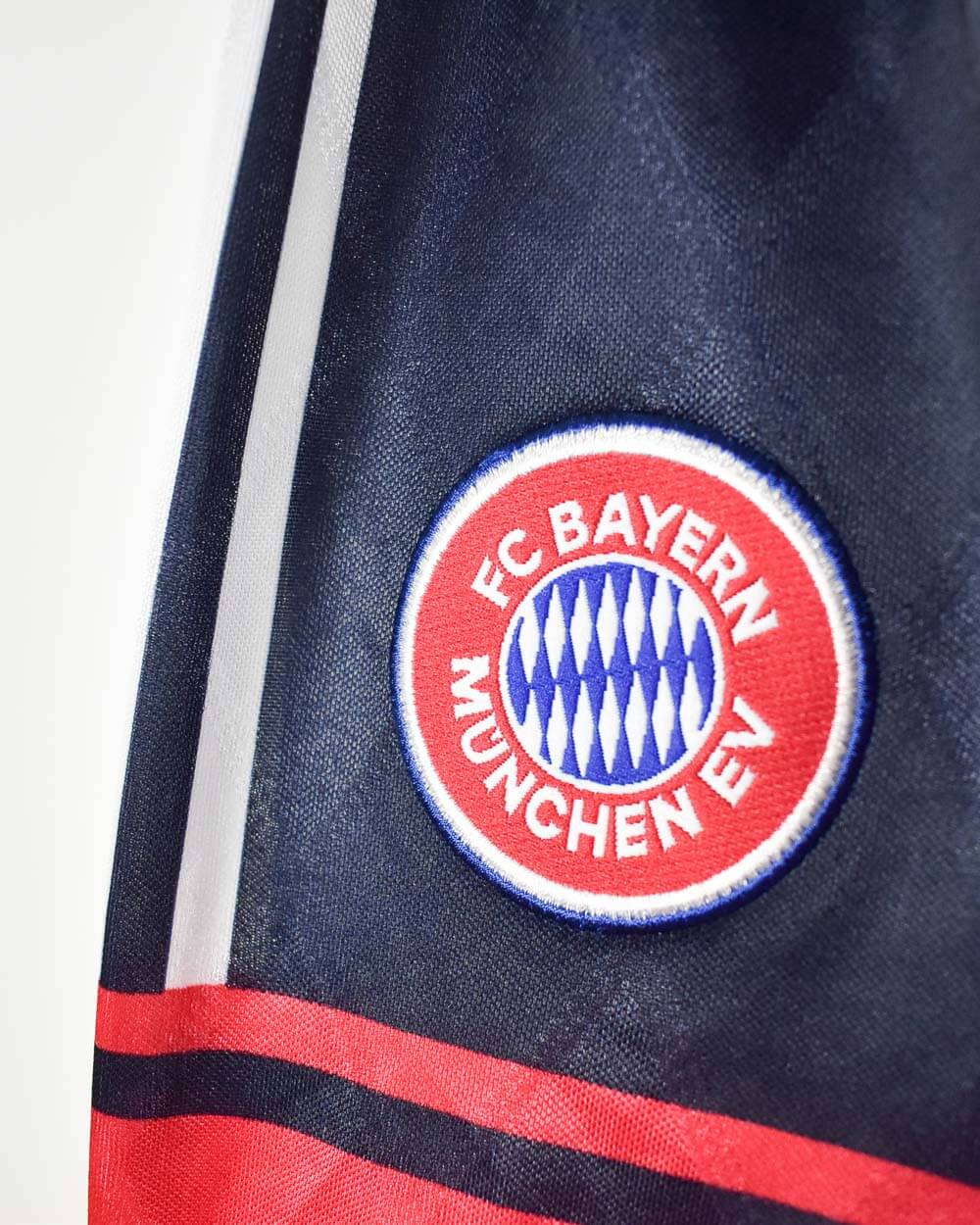 Navy Adidas 1997/98 FC Bayern München Shorts - Small
