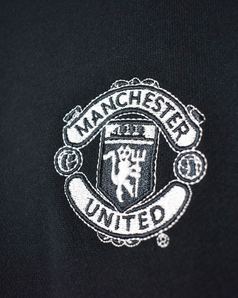 Black Nike 2003/04 Manchester United Training Sweatshirt - Large