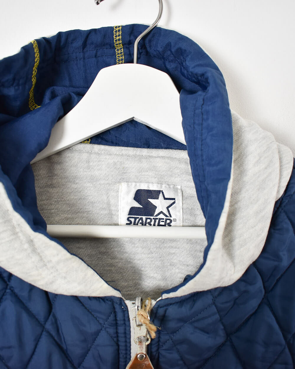 Starter Notre Dame Hooded Winter Coat - Medium - Domno Vintage 90s, 80s, 00s Retro and Vintage Clothing 