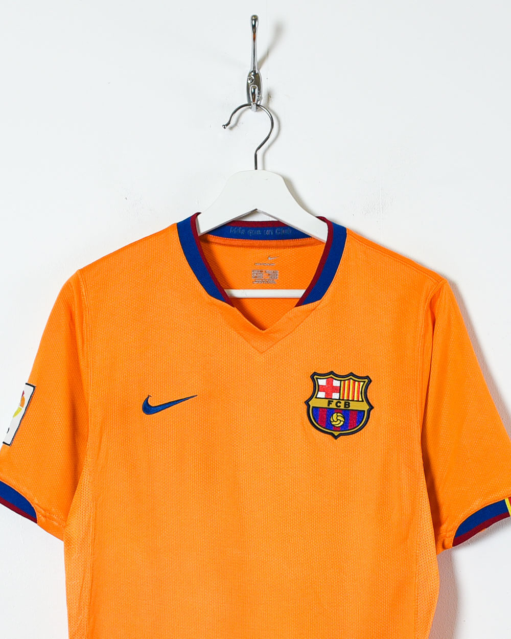 Vintage 00s Orange Nike Barcelona 2006 07 Away Football Shirt Small Polyester Domno Vintage