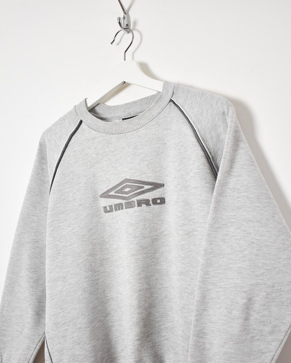 Umbro Sweatshirt - X-Small - Domno Vintage 90s, 80s, 00s Retro and Vintage Clothing 