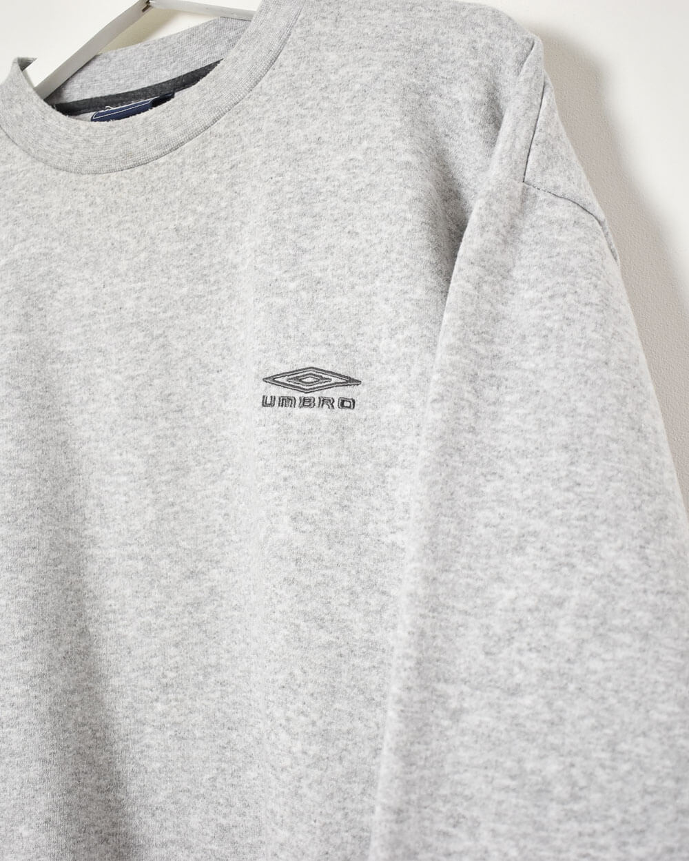 Umbro Sweatshirt - Large - Domno Vintage 90s, 80s, 00s Retro and Vintage Clothing 