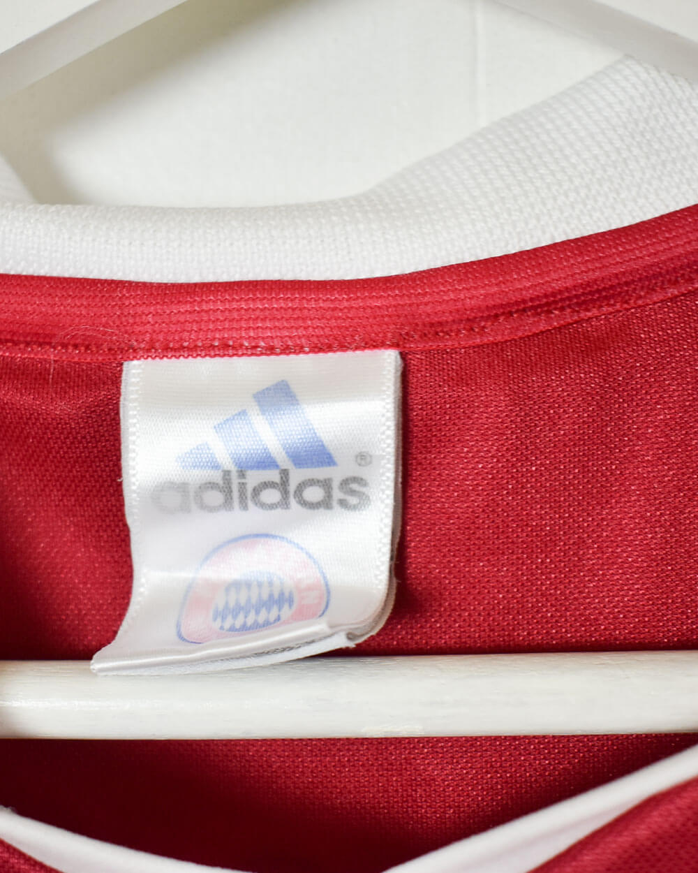 Red Adidas Bayern Munich 2003/04 Home Football Shirt - Small
