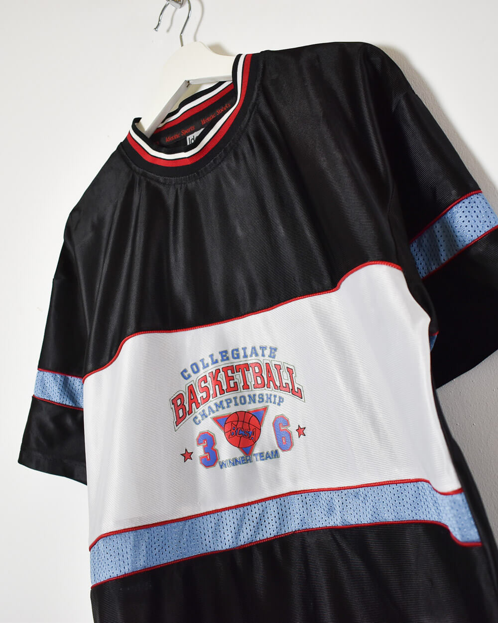 Black Collegiate Basketball Championship Winner Team T-Shirt - Large